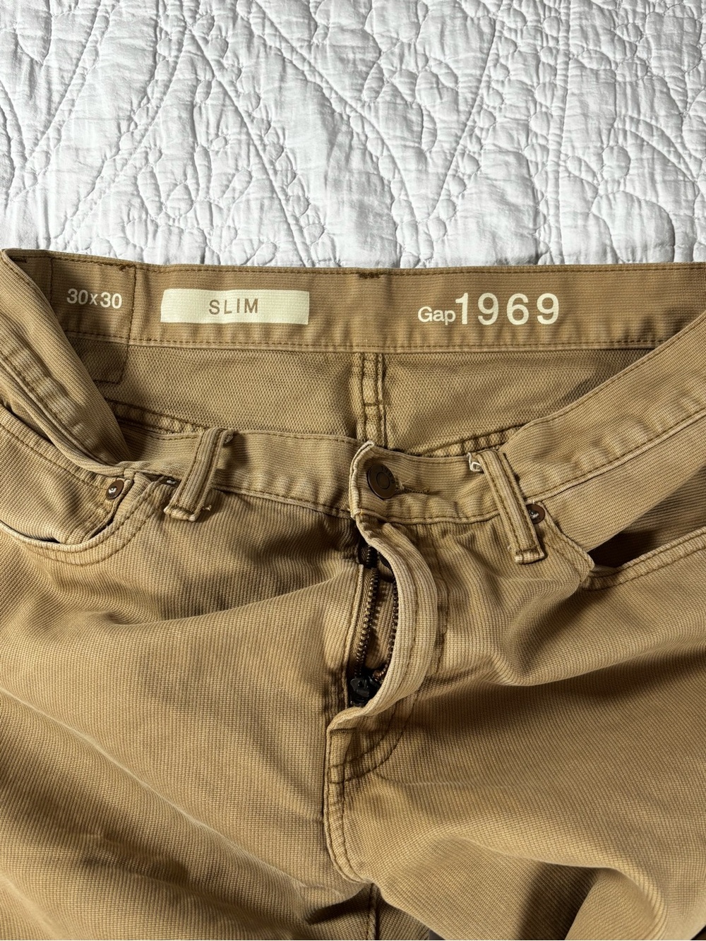 GAP 1969 Slim Men's Jeans in Khaki